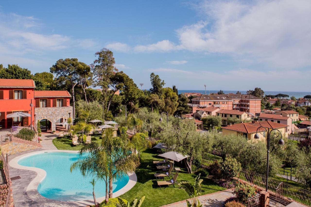Leonardo Resort Империа Екстериор снимка