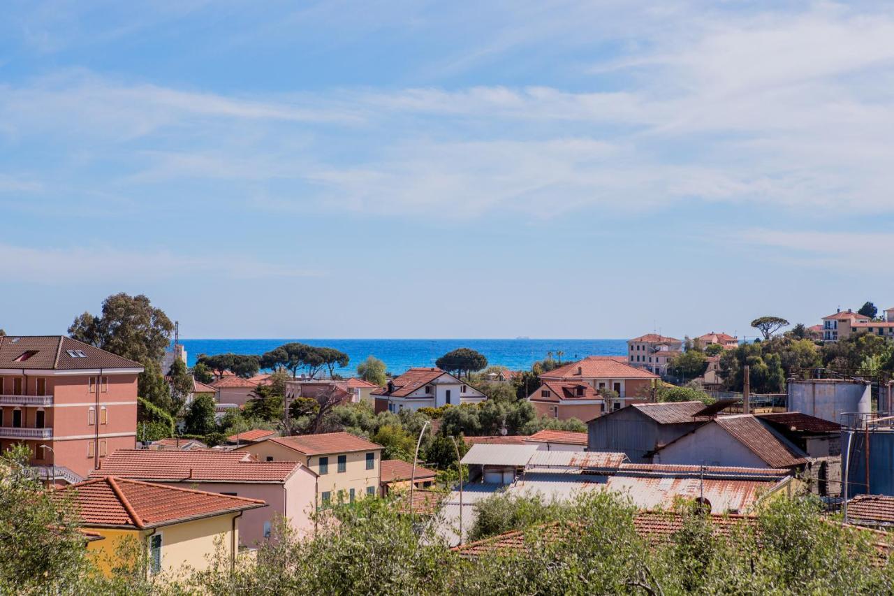 Leonardo Resort Империа Екстериор снимка